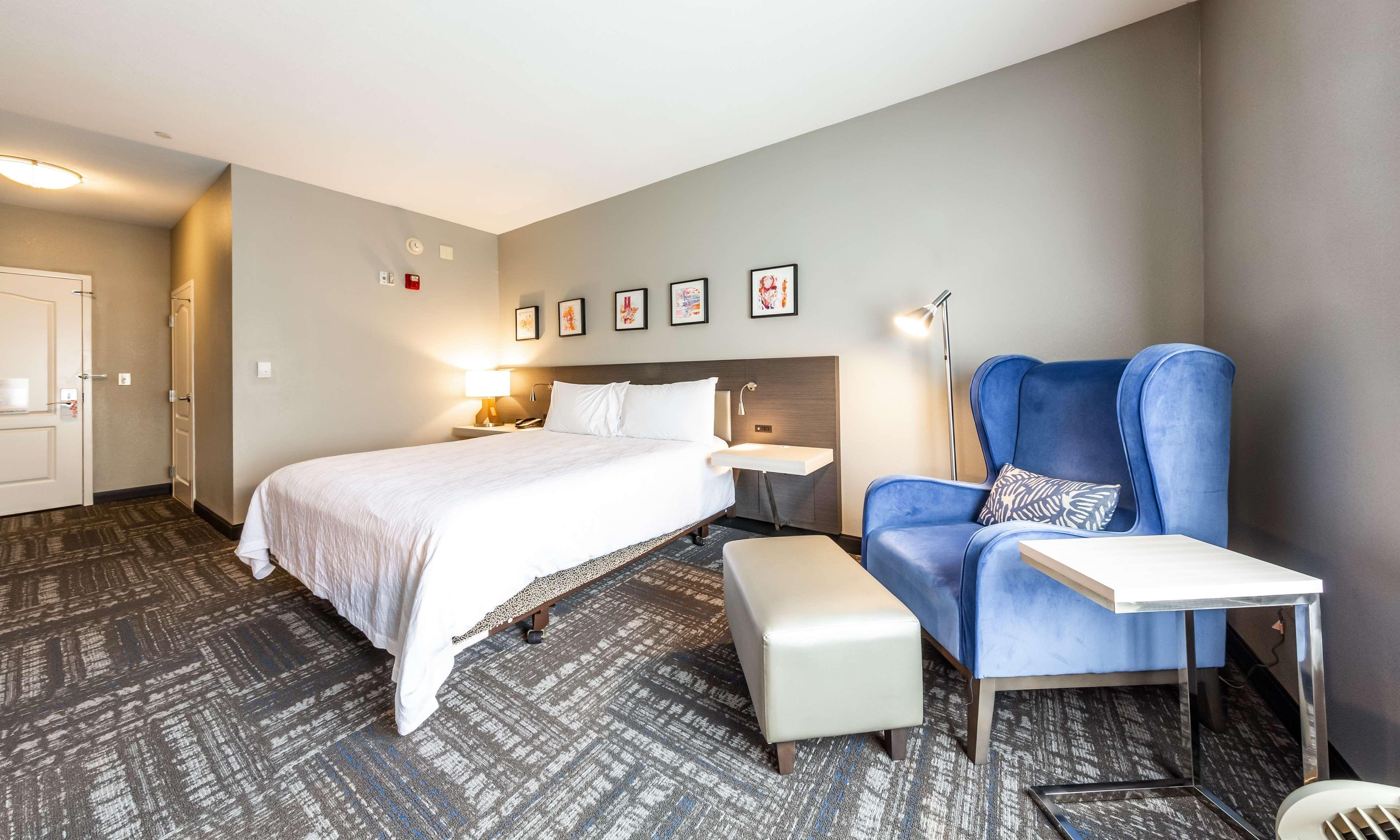 Hilton Garden Inn Μπόμοντ Εξωτερικό φωτογραφία