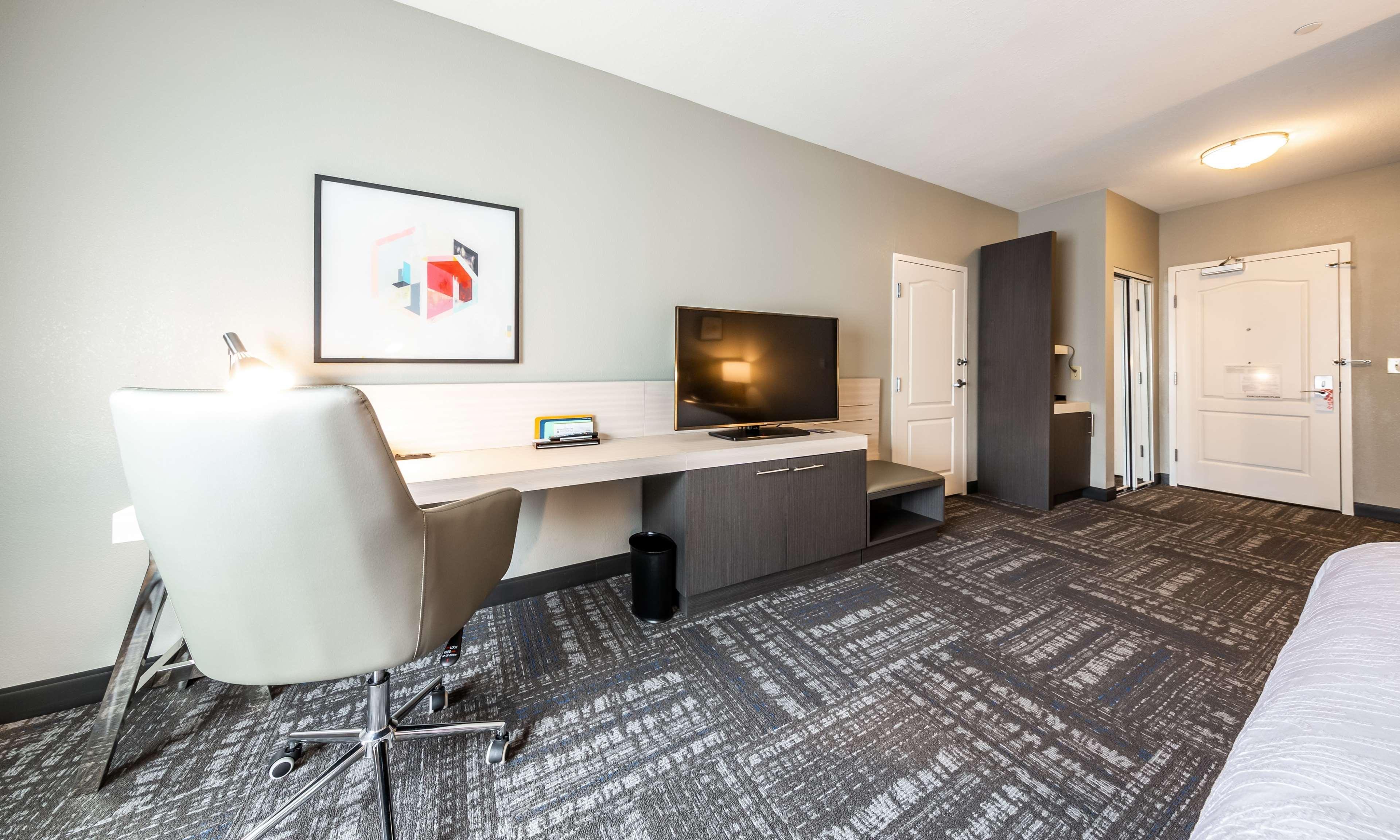 Hilton Garden Inn Μπόμοντ Εξωτερικό φωτογραφία